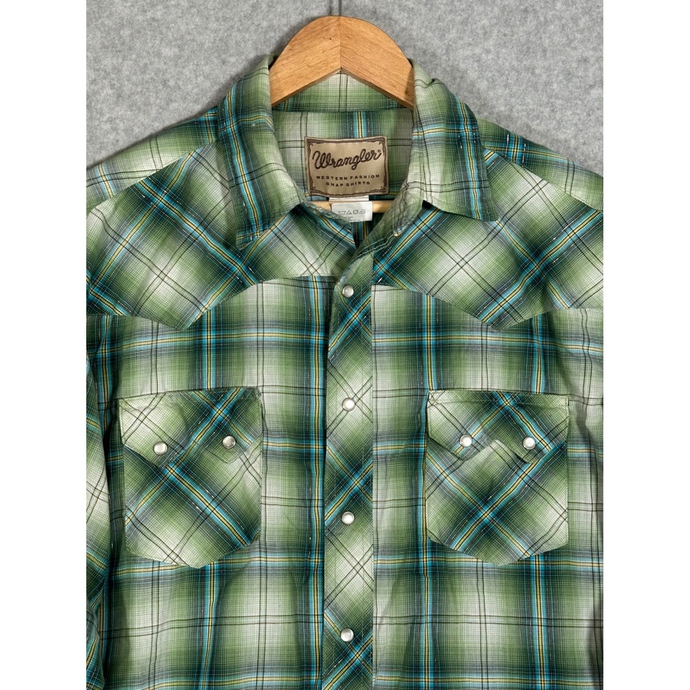 VTG Wrangler Snap Shirt Mens Large Green Plaid Metallic Western Yoke WM103GN